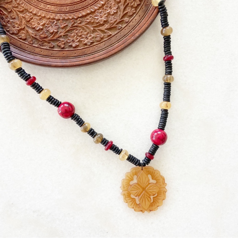 Chico’s Medallion Pendant Statement Necklace Brown Wood Beaded Red Natural